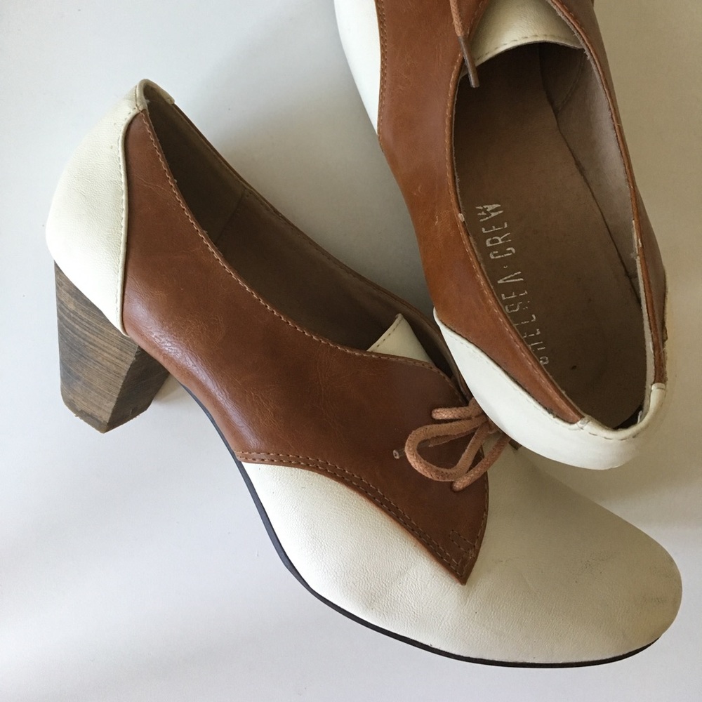 Chelsea Crew Saddle Shoe